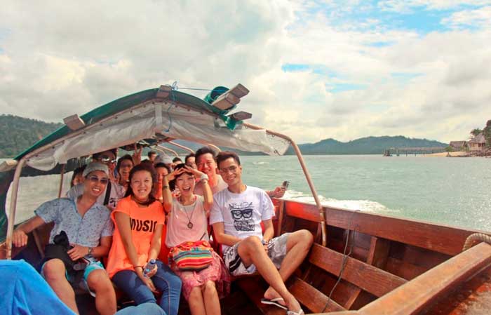 Singaporean tourist in Pancung Telunas Resorts